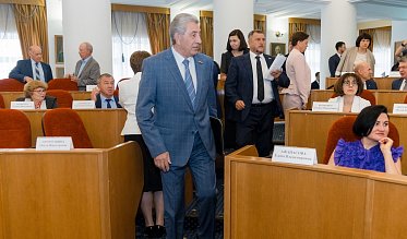 Заседание Законодательного Собрания Оренбургской области